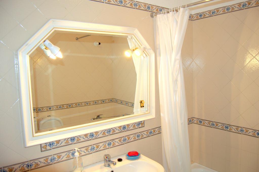 Apartamento Sol E Mar 2 Монте Гордо Екстериор снимка